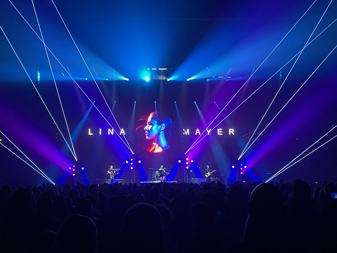 Lina Mayer Laser Show